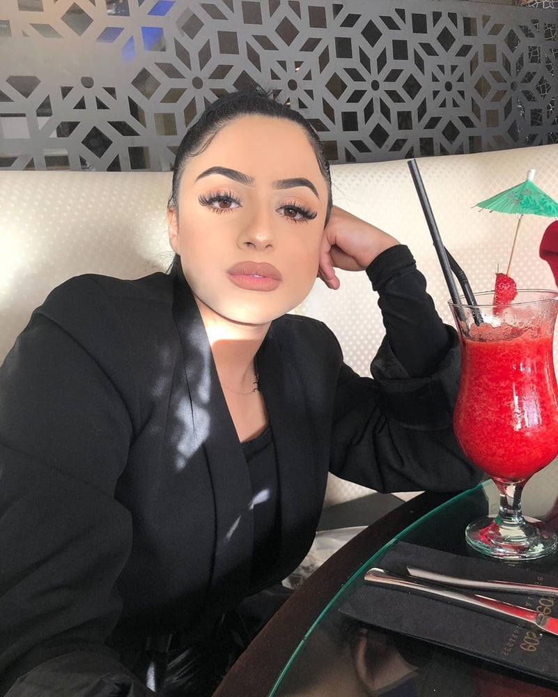 West yorkshire pakistani schlampen
 #96685238