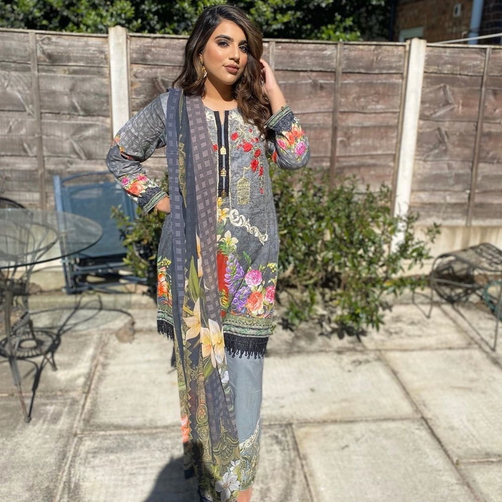 West yorkshire pakistani schlampen
 #96685401