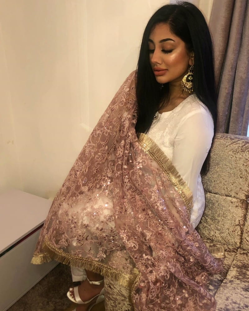 West yorkshire pakistani schlampen
 #96685404