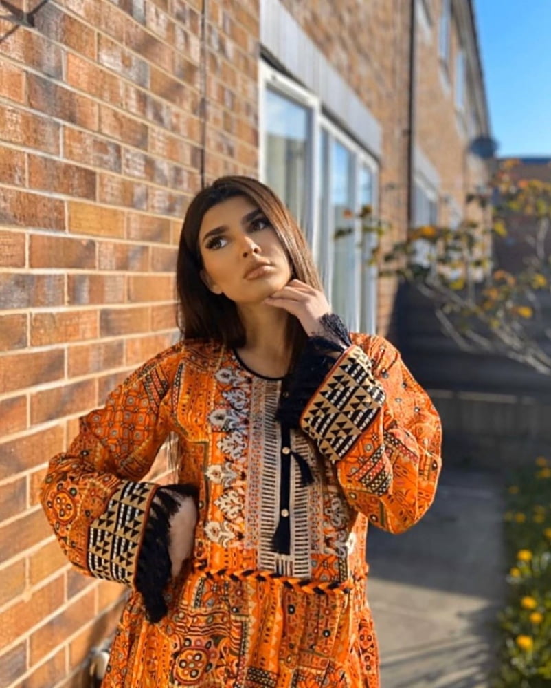 West yorkshire pakistani schlampen
 #96685447