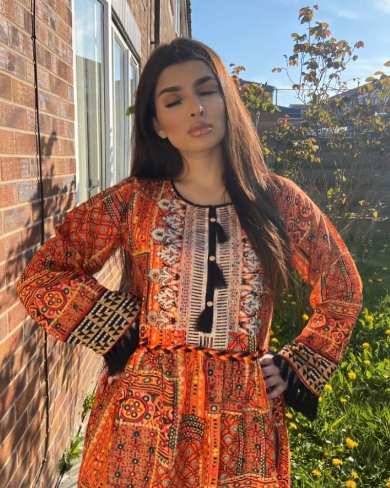 West yorkshire pakistani schlampen
 #96685459