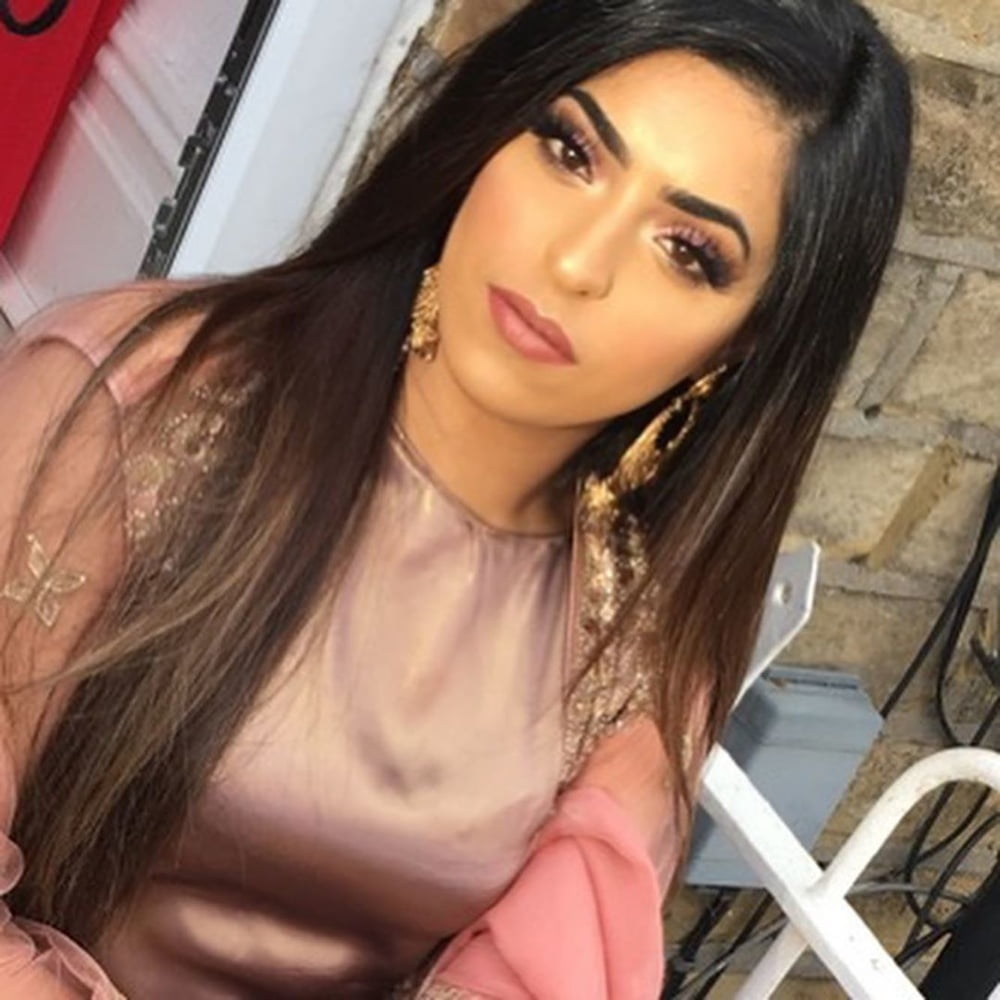 West yorkshire pakistani schlampen
 #96685554