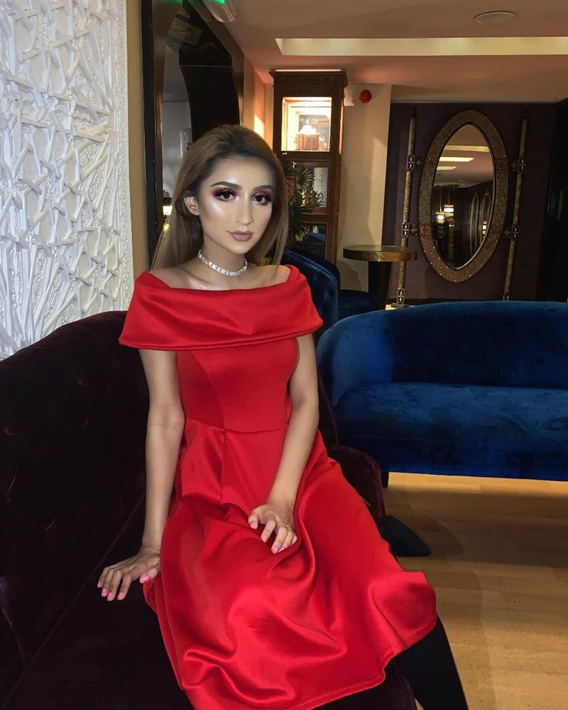 West yorkshire pakistani schlampen
 #96685612