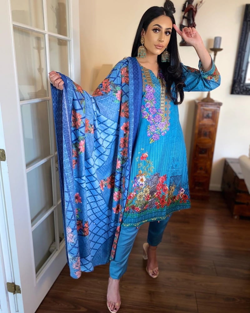 West yorkshire pakistani schlampen
 #96685636