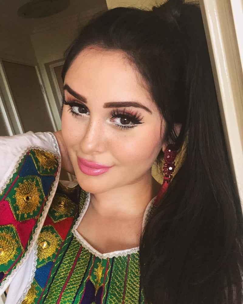 West yorkshire pakistani schlampen
 #96685733