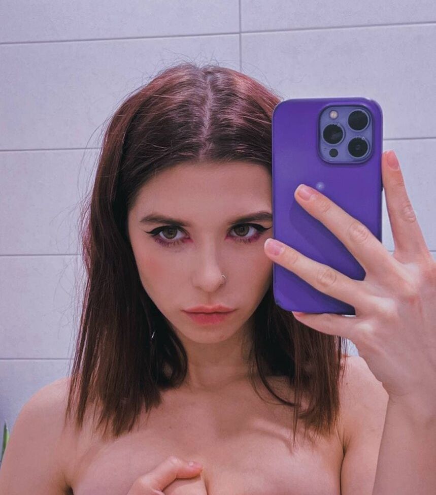 Shulyyyyyy desnuda #108134509