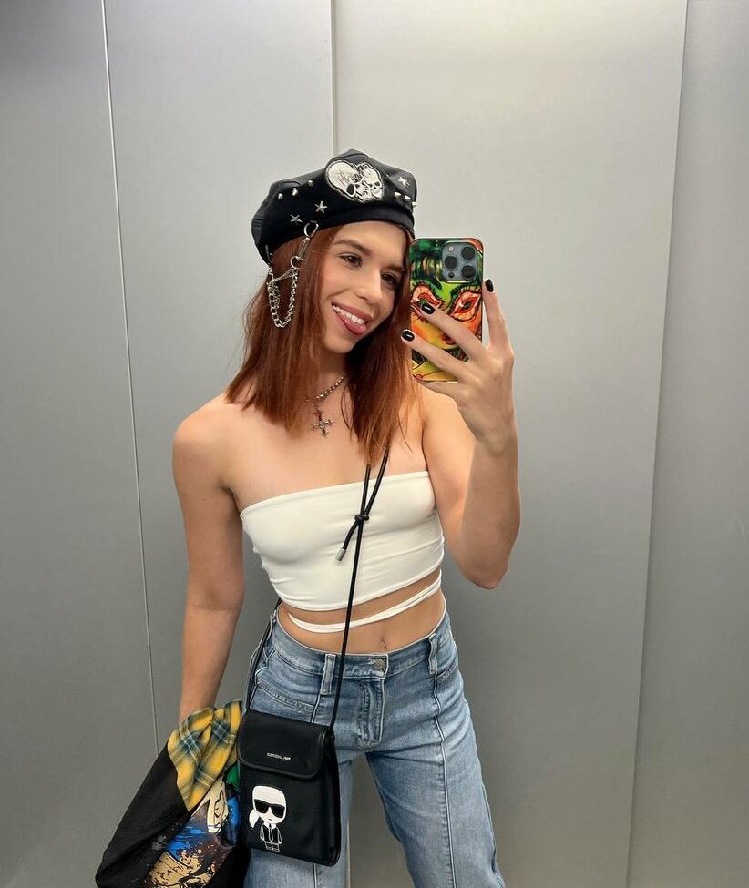 Shulyyyyyy desnuda #108134572