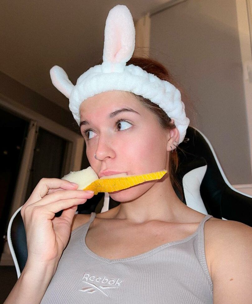 Shulyyyyyy desnuda #108134585