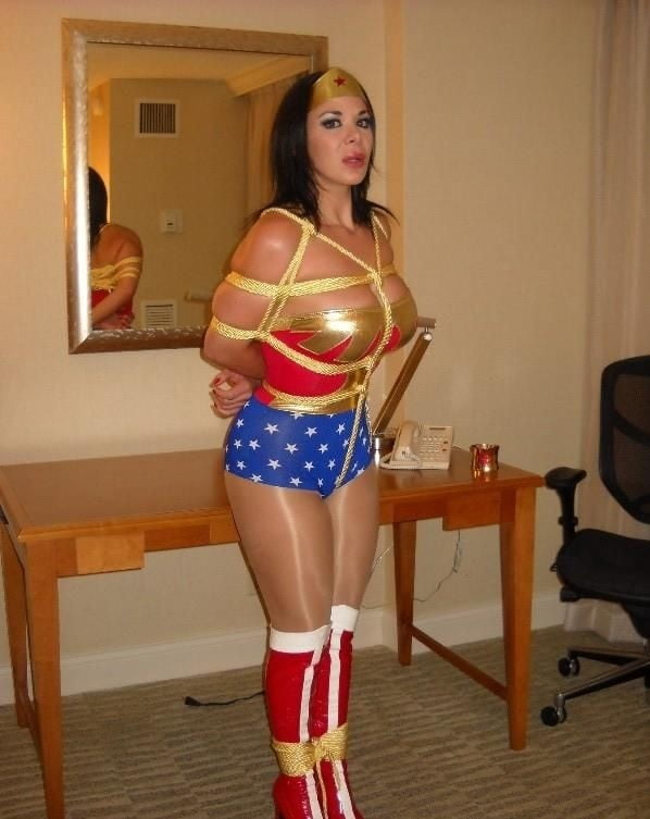 Wonder Woman In Sexy Peril #89728721