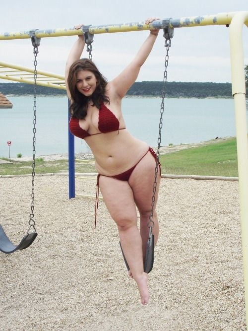 Caderas anchas de las mujeres 325
 #104240461