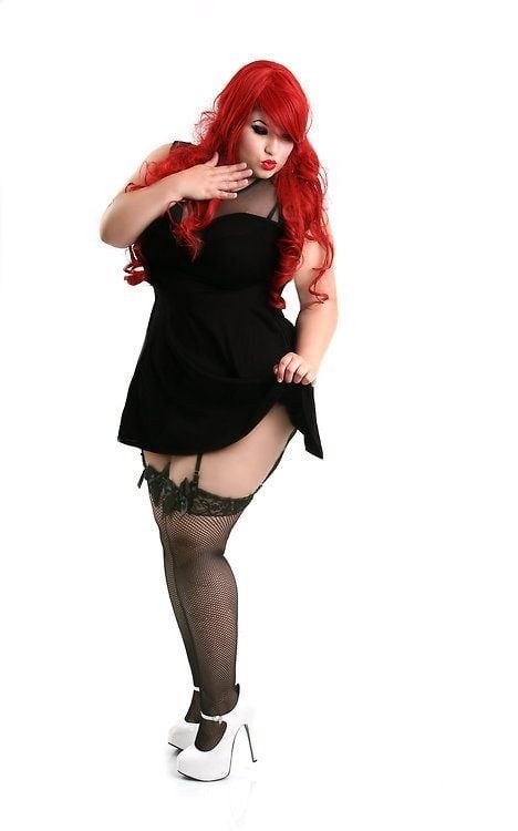 Caderas anchas de las mujeres 325
 #104240476