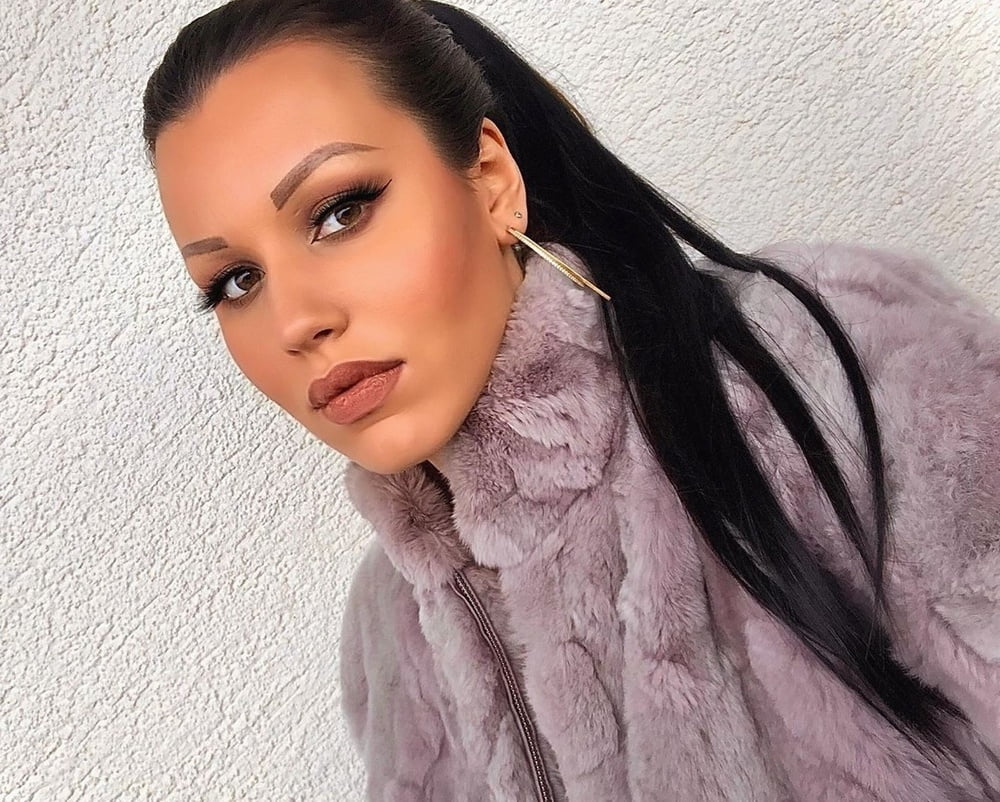 Juli 2o20 wixvorlagen
 #91178627