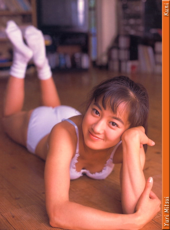 Chica asiática-2
 #105720459