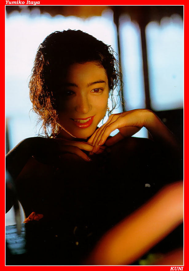 Chica asiática-2
 #105721819