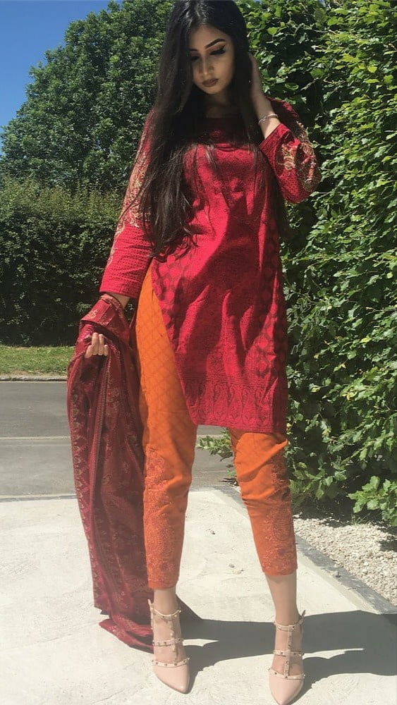 Paki indio bengalí hijabi y bollywood fakes colección
 #90559781