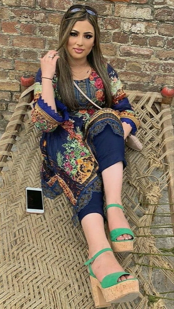 Paki indio bengalí hijabi y bollywood fakes colección
 #90559919