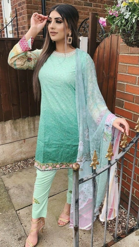 Paki indio bengalí hijabi y bollywood fakes colección
 #90560097