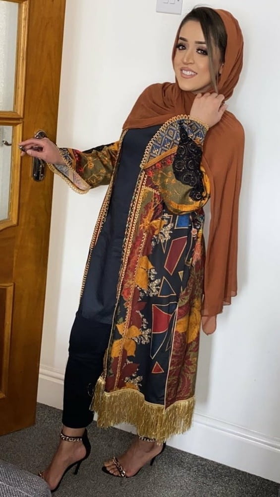 Paki indio bengalí hijabi y bollywood fakes colección
 #90560257