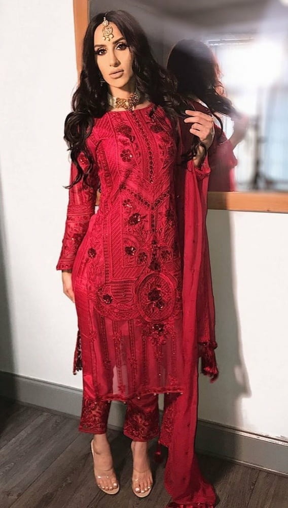 Paki indio bengalí hijabi y bollywood fakes colección
 #90560281