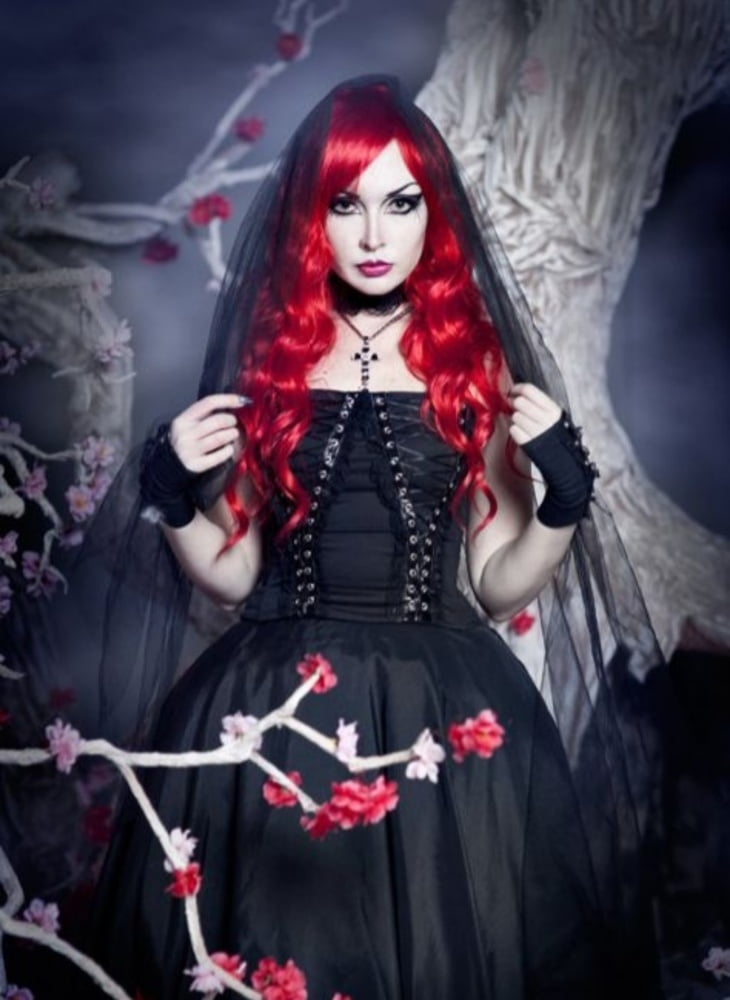 Beautiful dark-dark gothic beauties and love the dark #98515748
