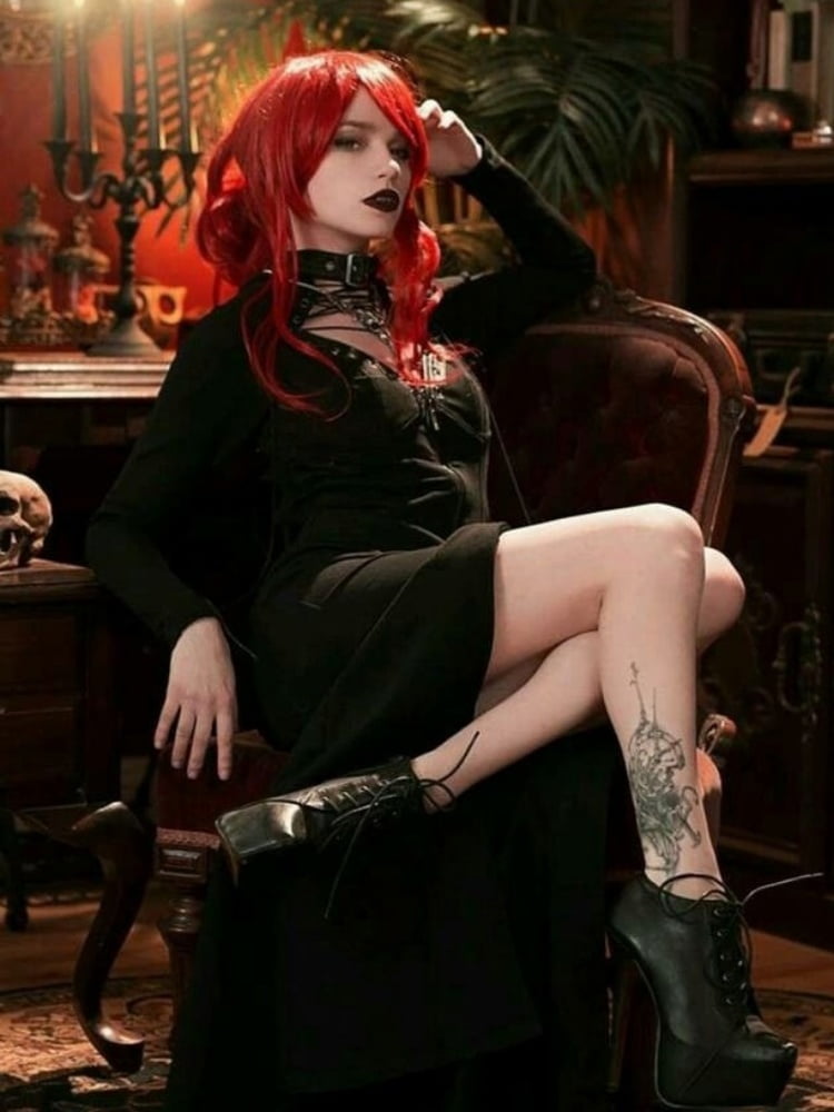 Beautiful dark-dark gothic beauties and love the dark #98515787