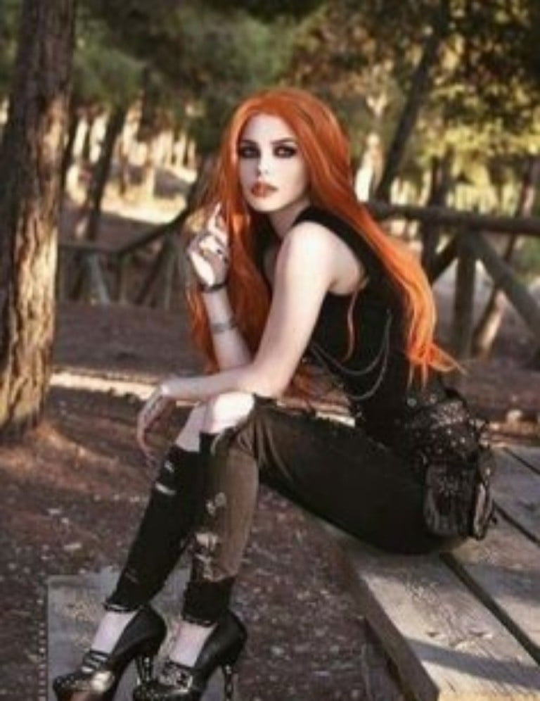 Beautiful dark-dark gothic beauties and love the dark #98515791