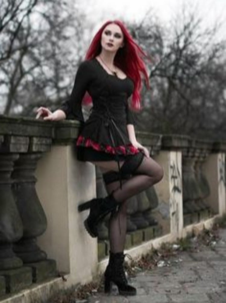 Beautiful dark-dark gothic beauties and love the dark #98515794