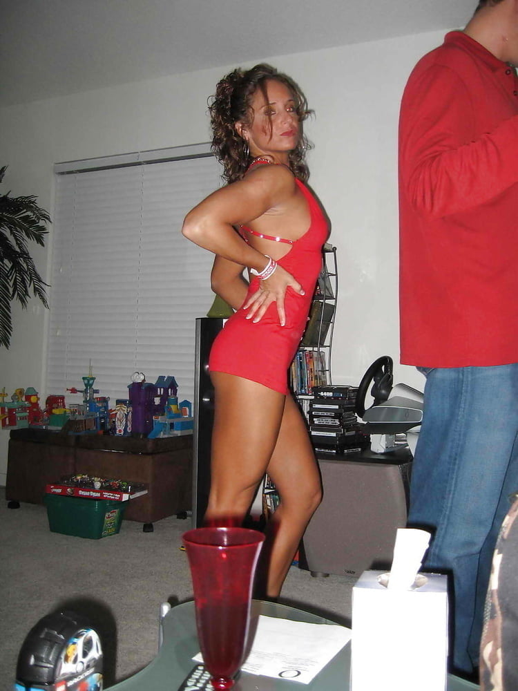 Hotwives and Cuckoldresses #105451088