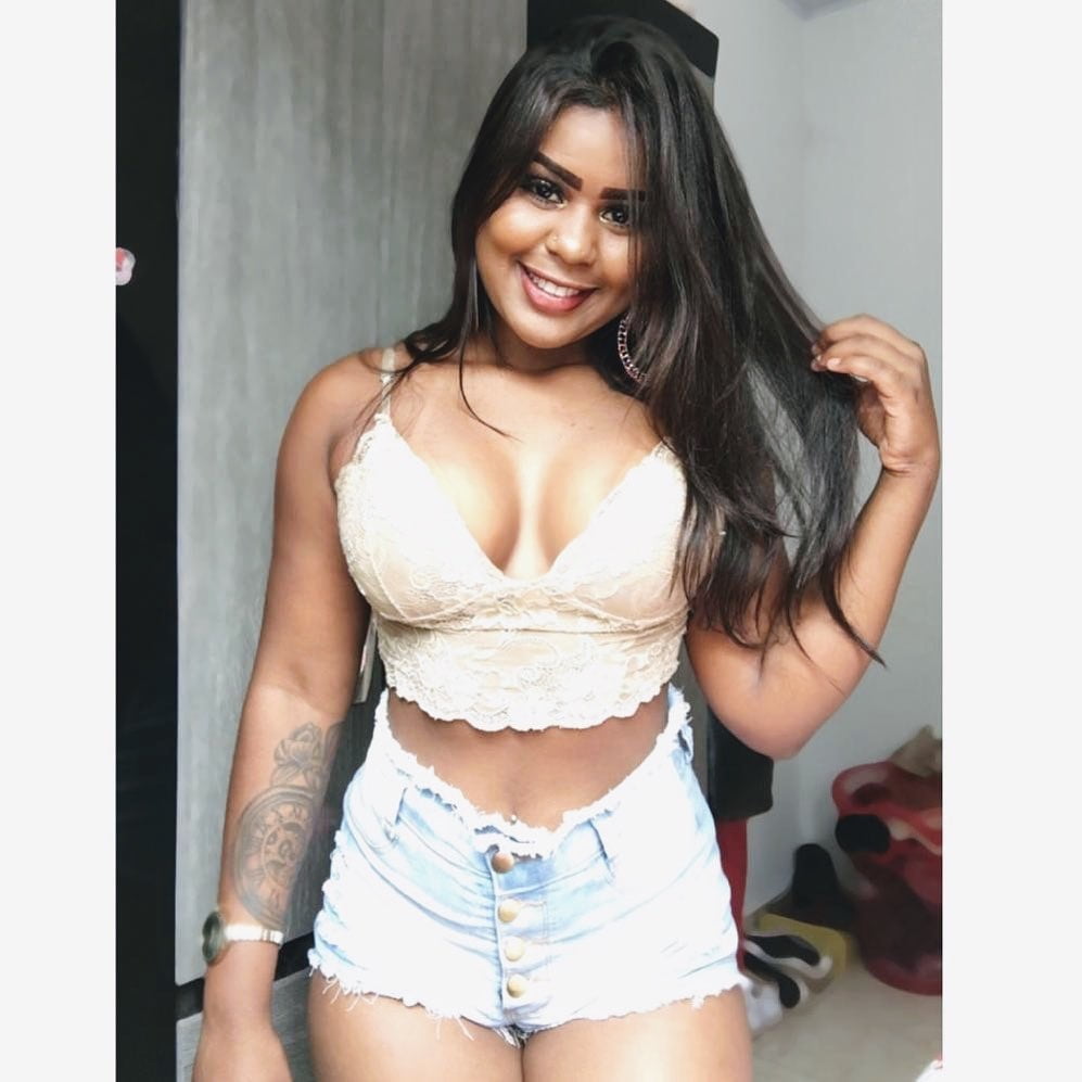 Puta do instagram: talyta lima
 #96572269