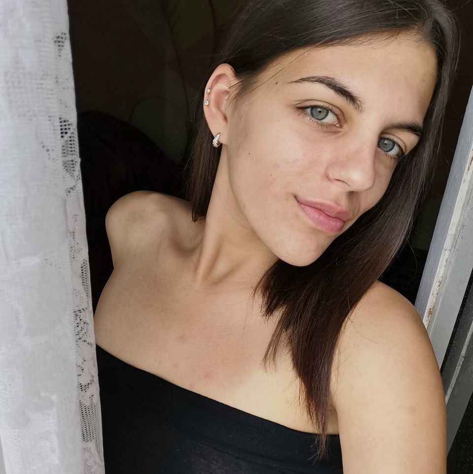 セルビアの女の子たち
 #101637324