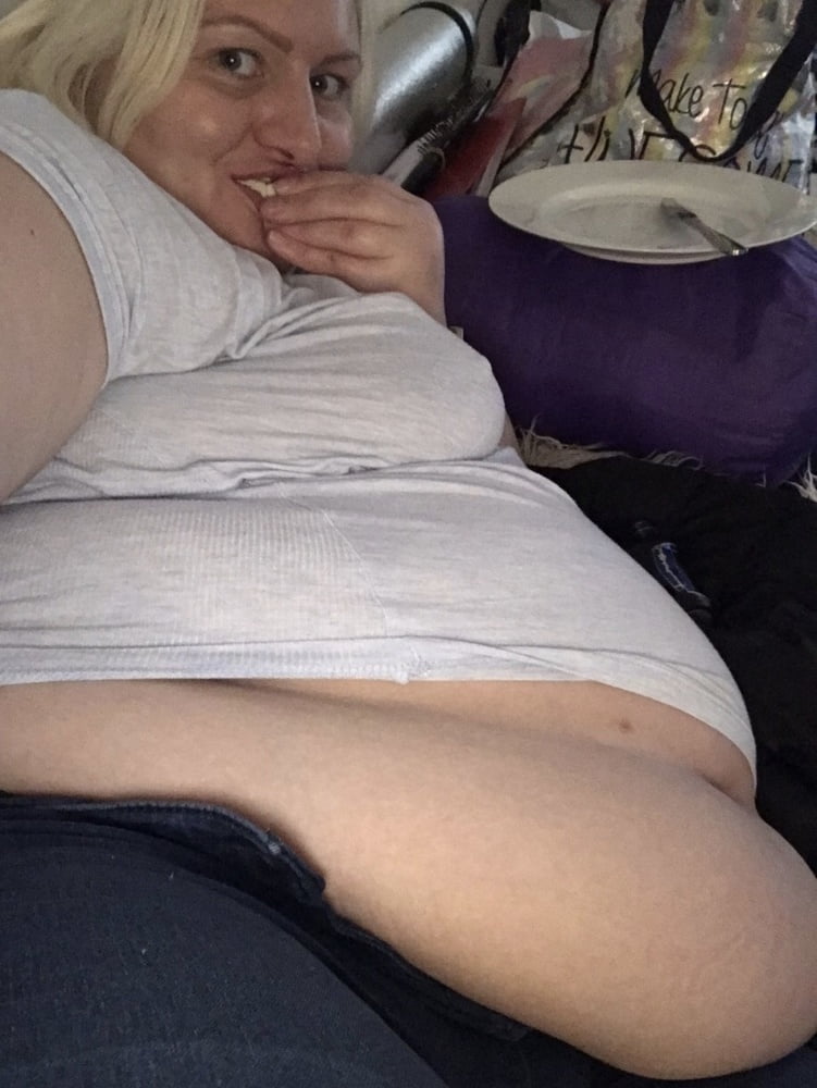 Bbw I love fat belly
 #93411391