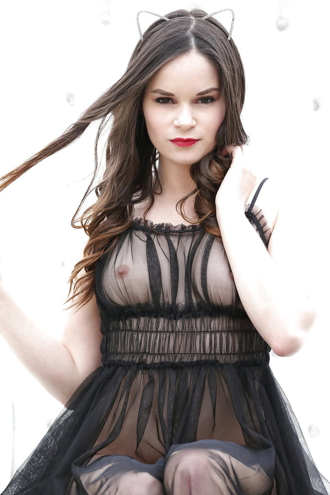 セクシーな薄手の美人たち
 #92145506