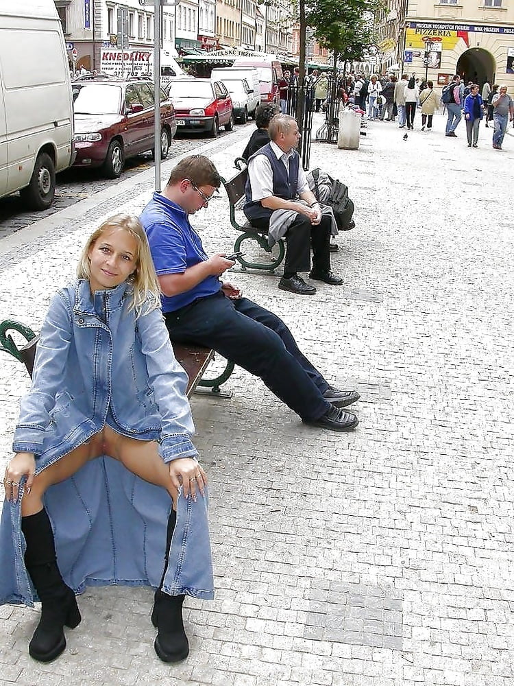 Making Herself Comfortable on Public Benches 04 #89525101