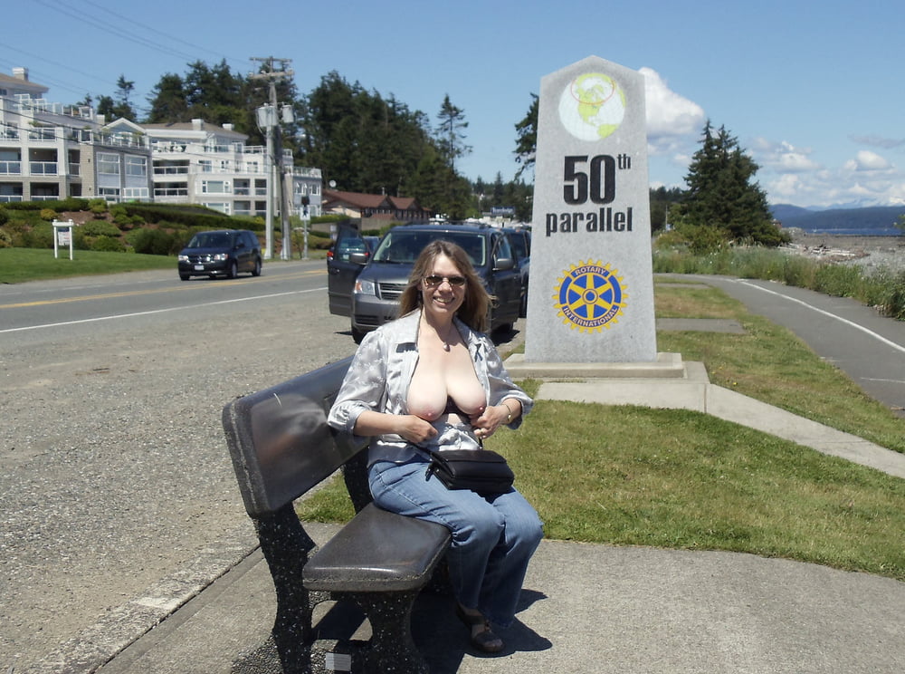 Making Herself Comfortable on Public Benches 04 #89525113