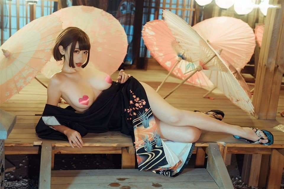 Asiático adicto 115
 #81609268