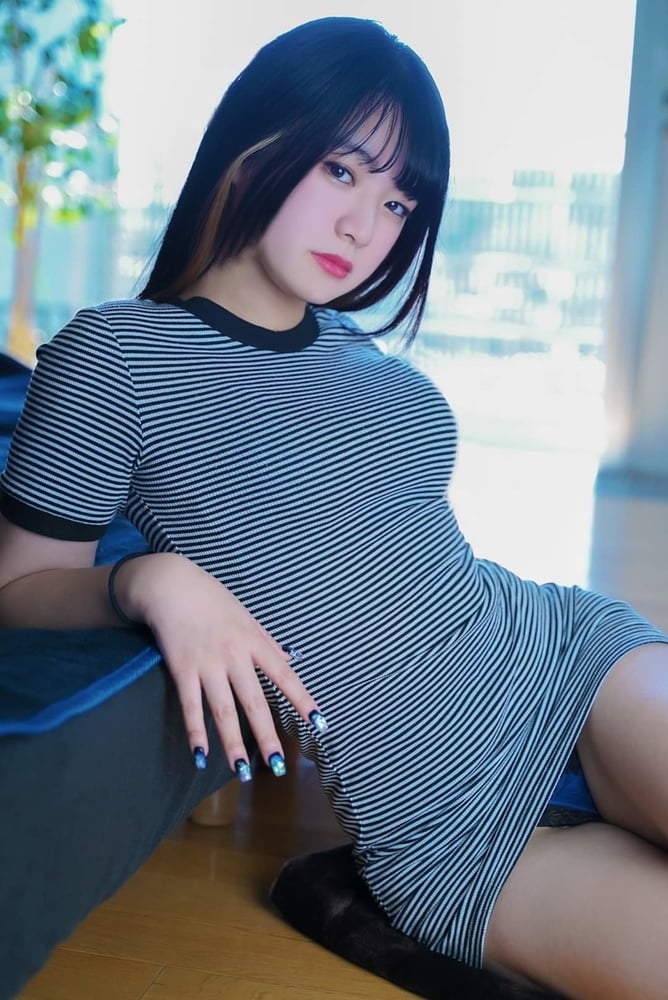 Asiático adicto 115
 #81609354