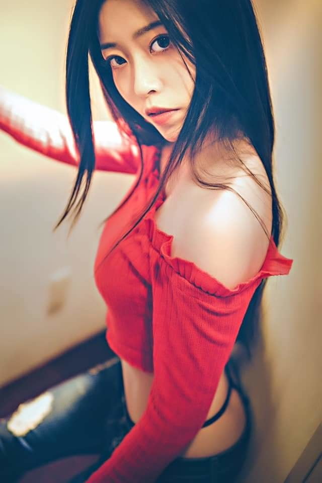 Asiático adicto 115
 #81609416