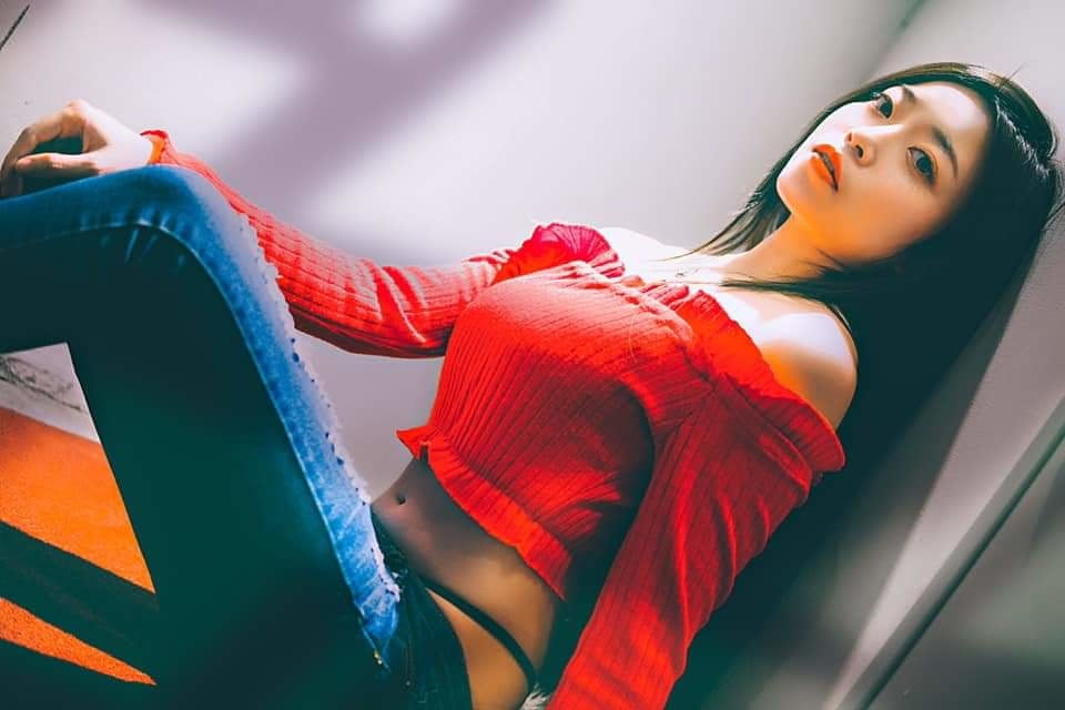 Asiático adicto 115
 #81609422