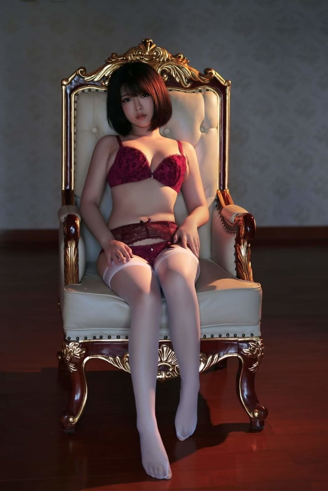 Asiático adicto 115
 #81609748