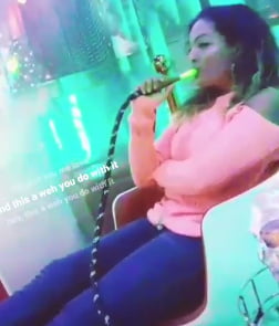 Mi chica favorita de hookah
 #79908199