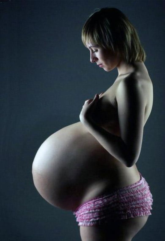 Die Schönheit der schwangeren Frau
 #97163341