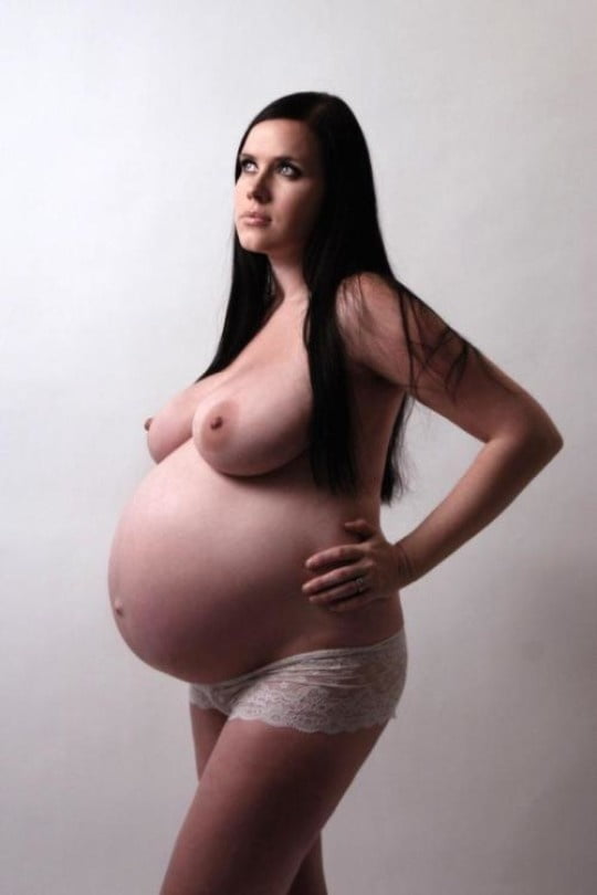 Die Schönheit der schwangeren Frau
 #97163360