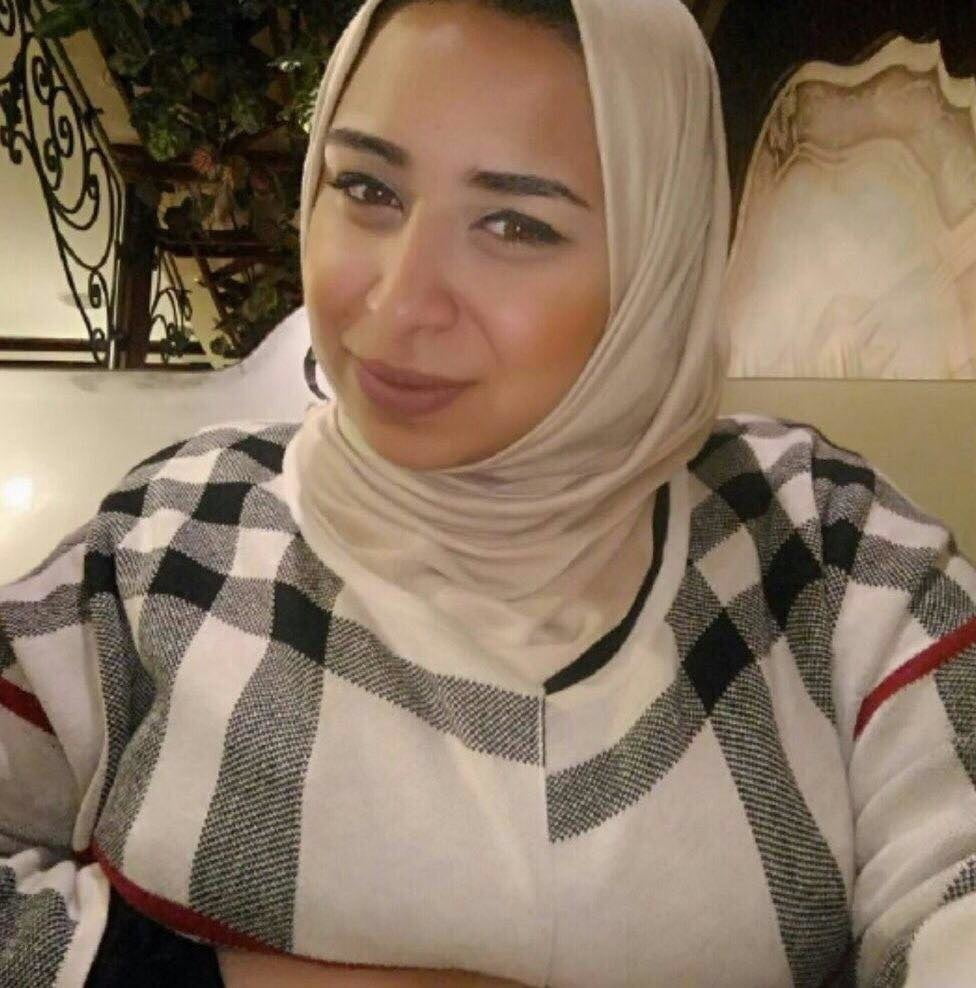 What the Arab wives look like at home, without a hijab: #106431657