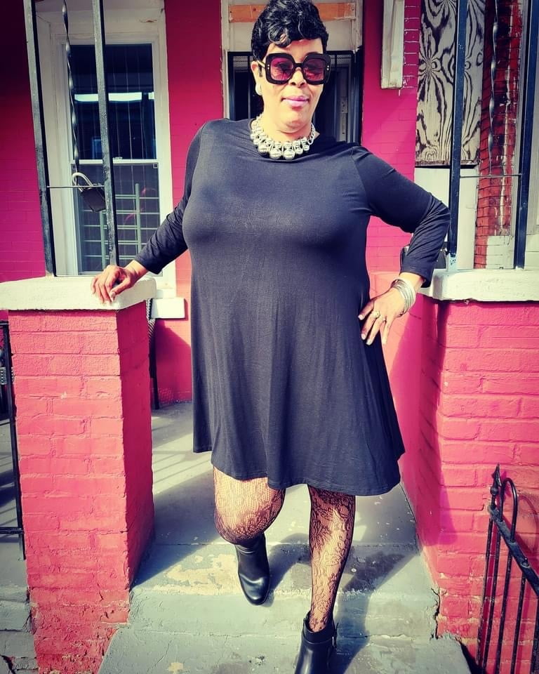 Grand-mère noire veut de l'amour 2020
 #96383718