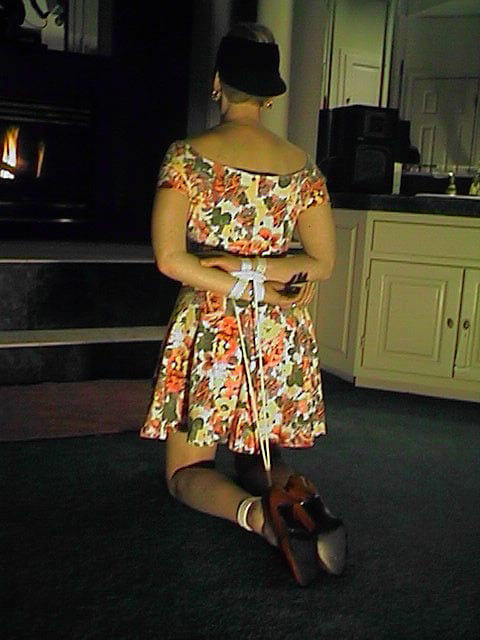 One of the first bondage web whores: Joy #98401185