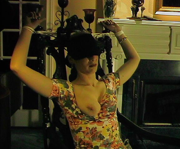 One of the first bondage web whores: Joy #98401200