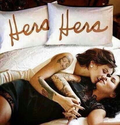Lesbiana v
 #95809490