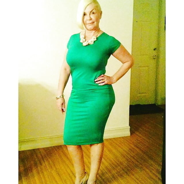 大きなおっぱいとお尻
 #102243478