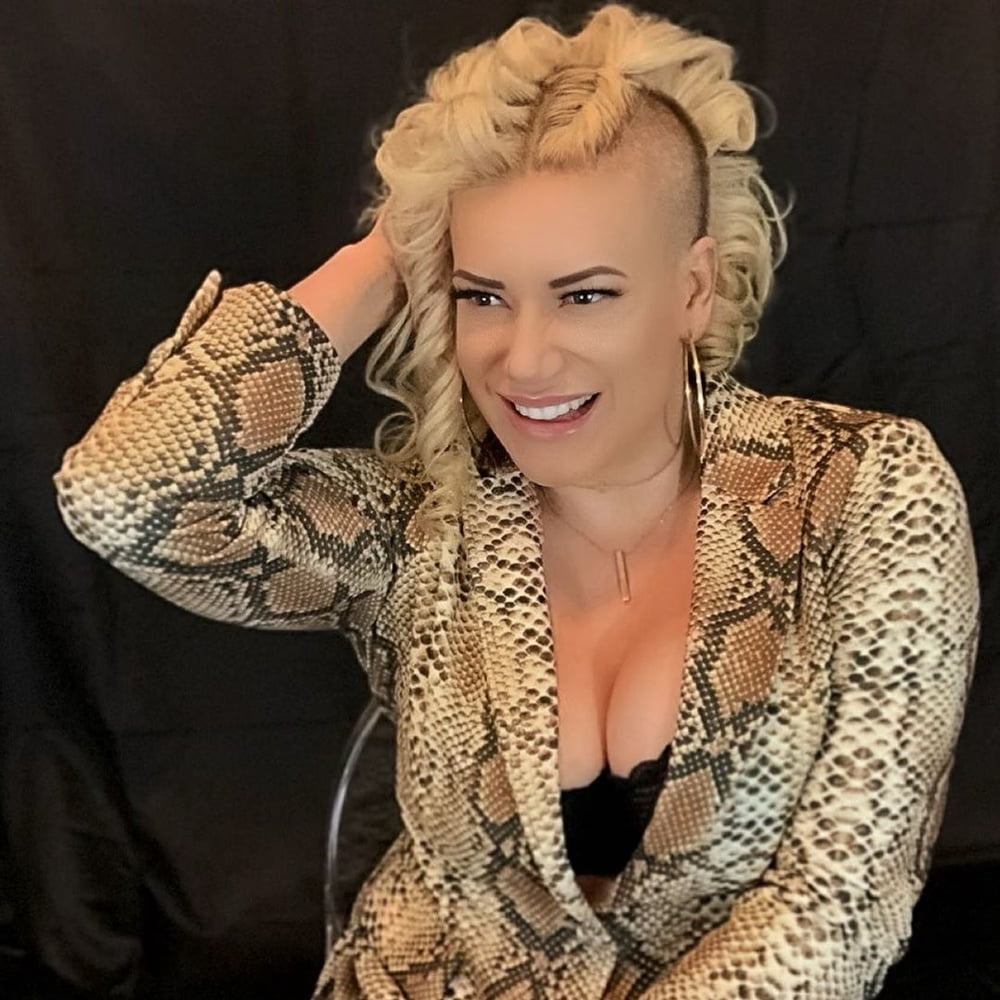 Taya Valkyrie #96704710