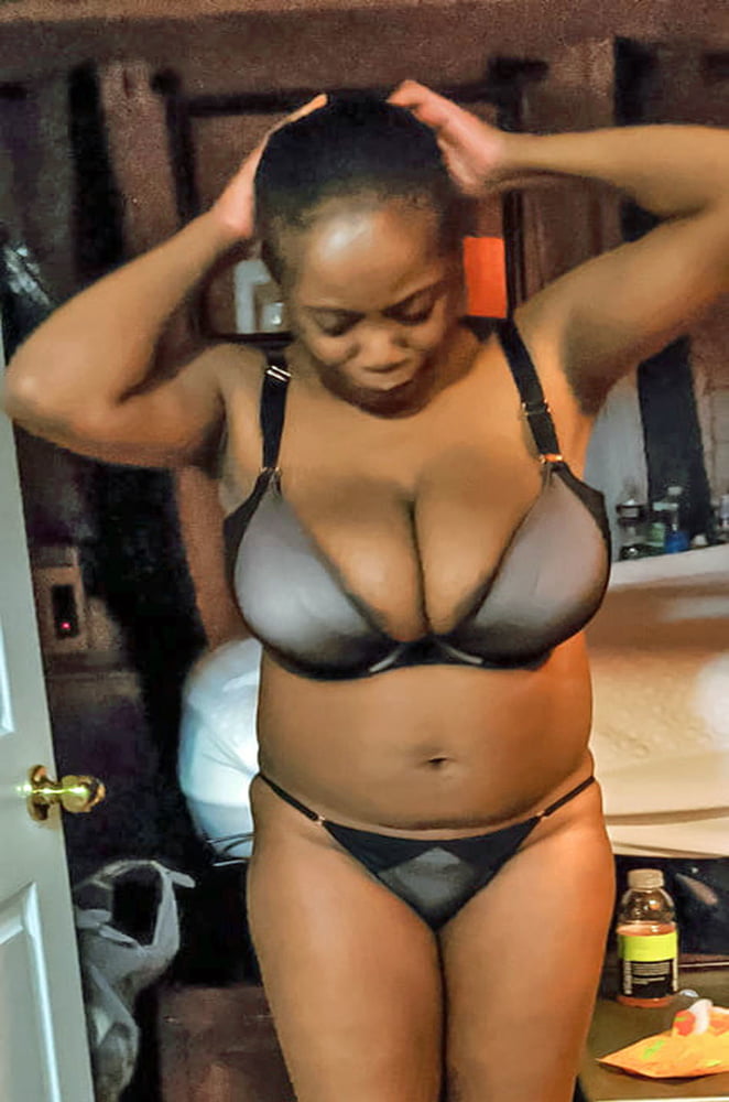 She fills up the bra #94715079